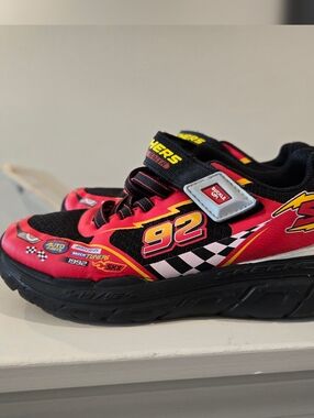 Skechers Race Car Red & Black Kids Sneakers - '92 Graphic Size 1